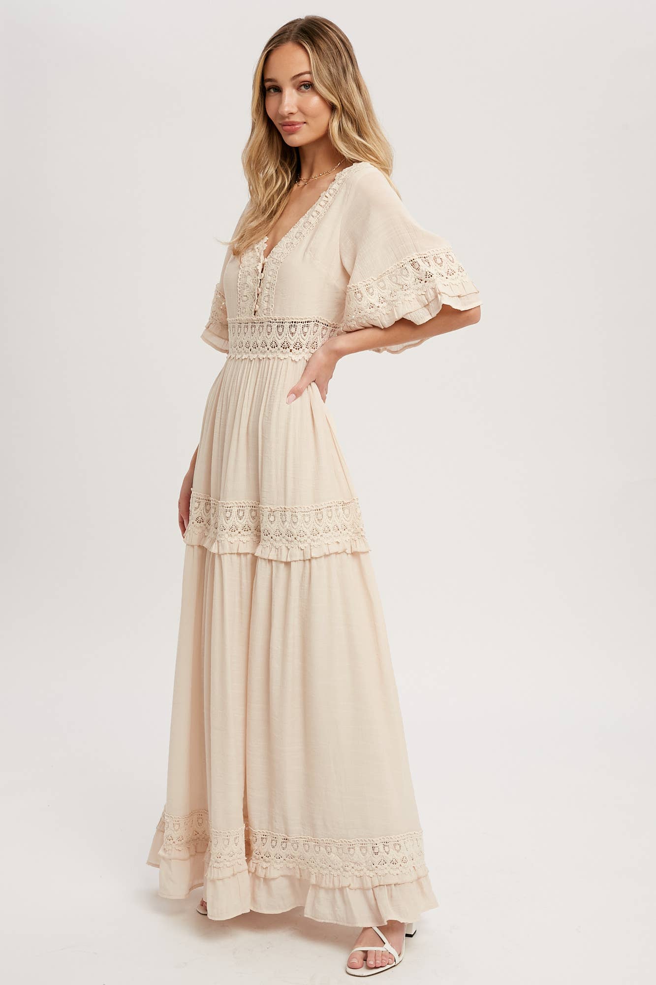 V-NECK LACE TRIM MAXI DRESS