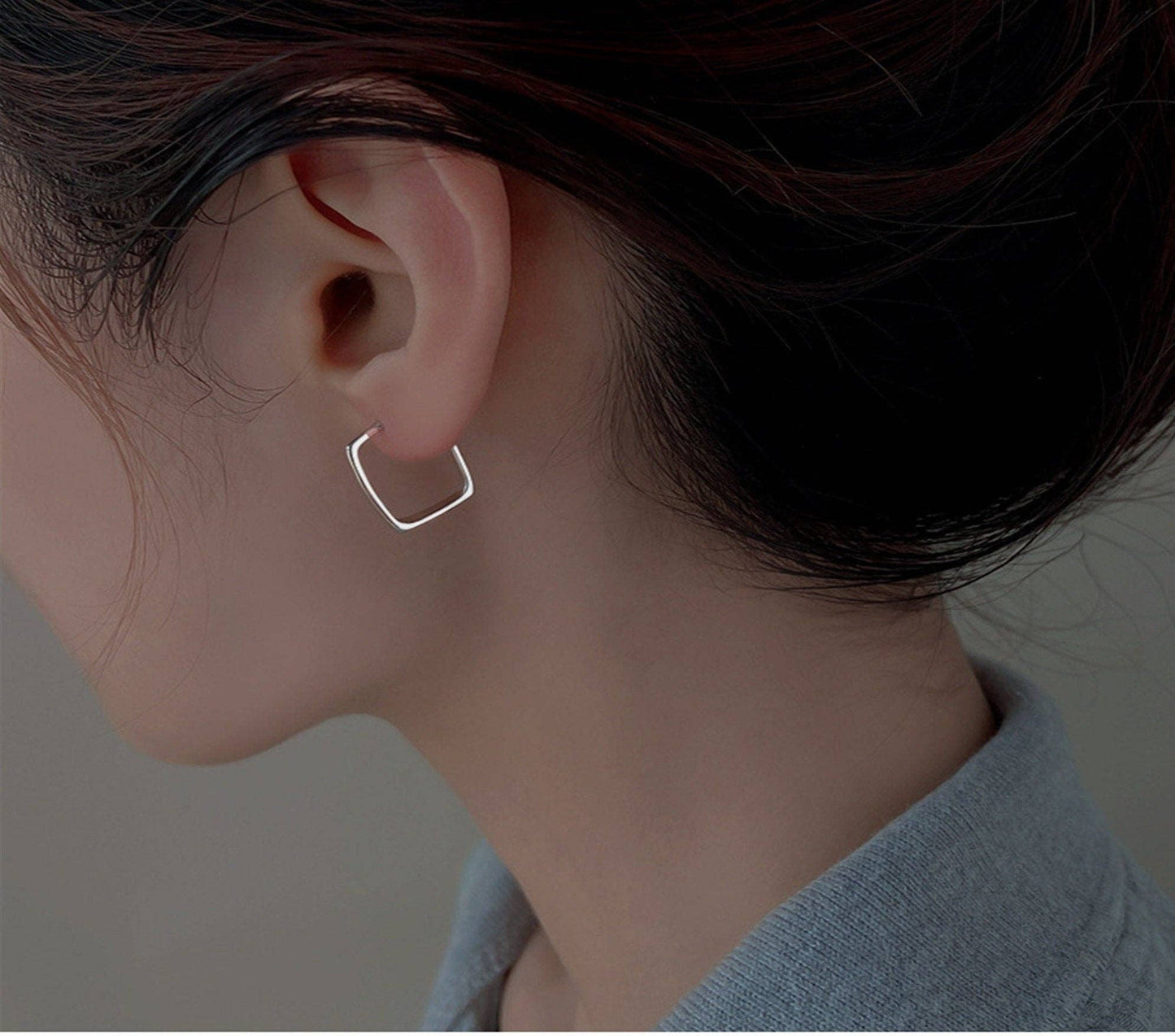 Minimalist Square Hoop Earrings in 925 Sterling Silver