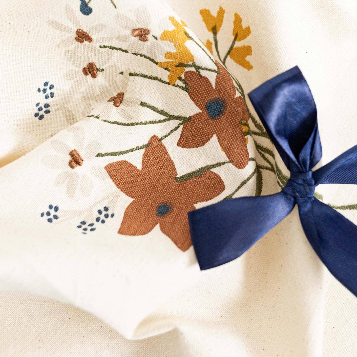 Bouquet with Ribbon Decorative Towel Multi Cotton