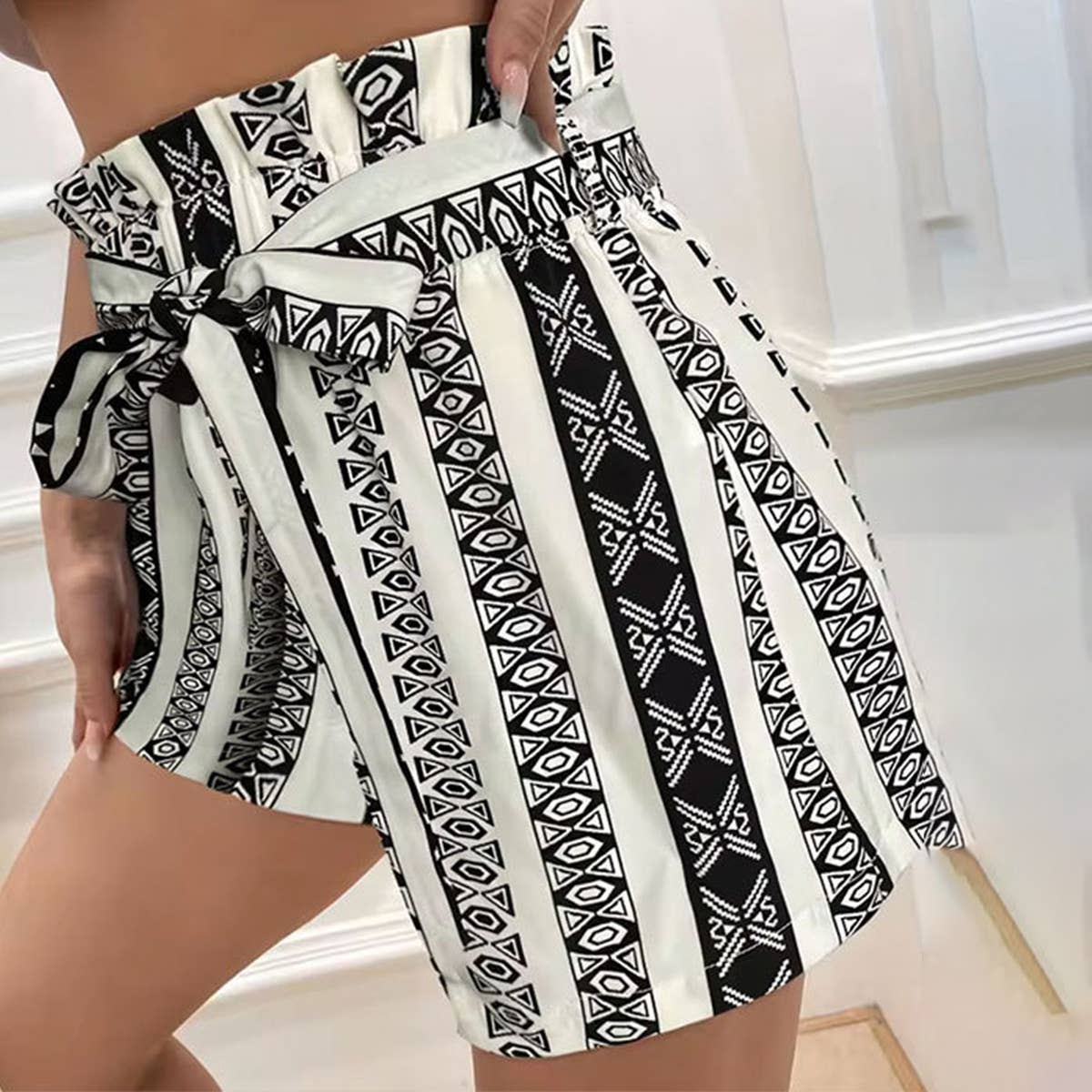 Casual Geo Print Black and White Summer Short