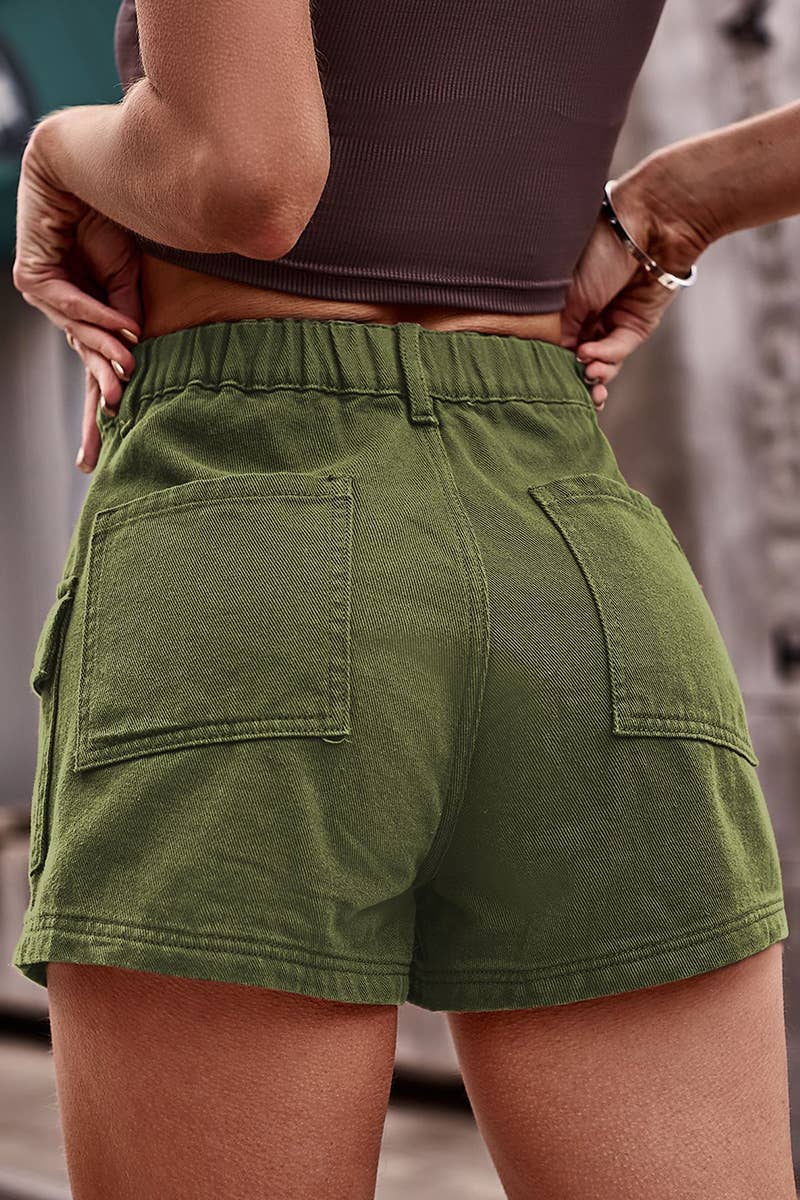 FLAT POCKET ELASTIC WAIST CARGO SHORTS