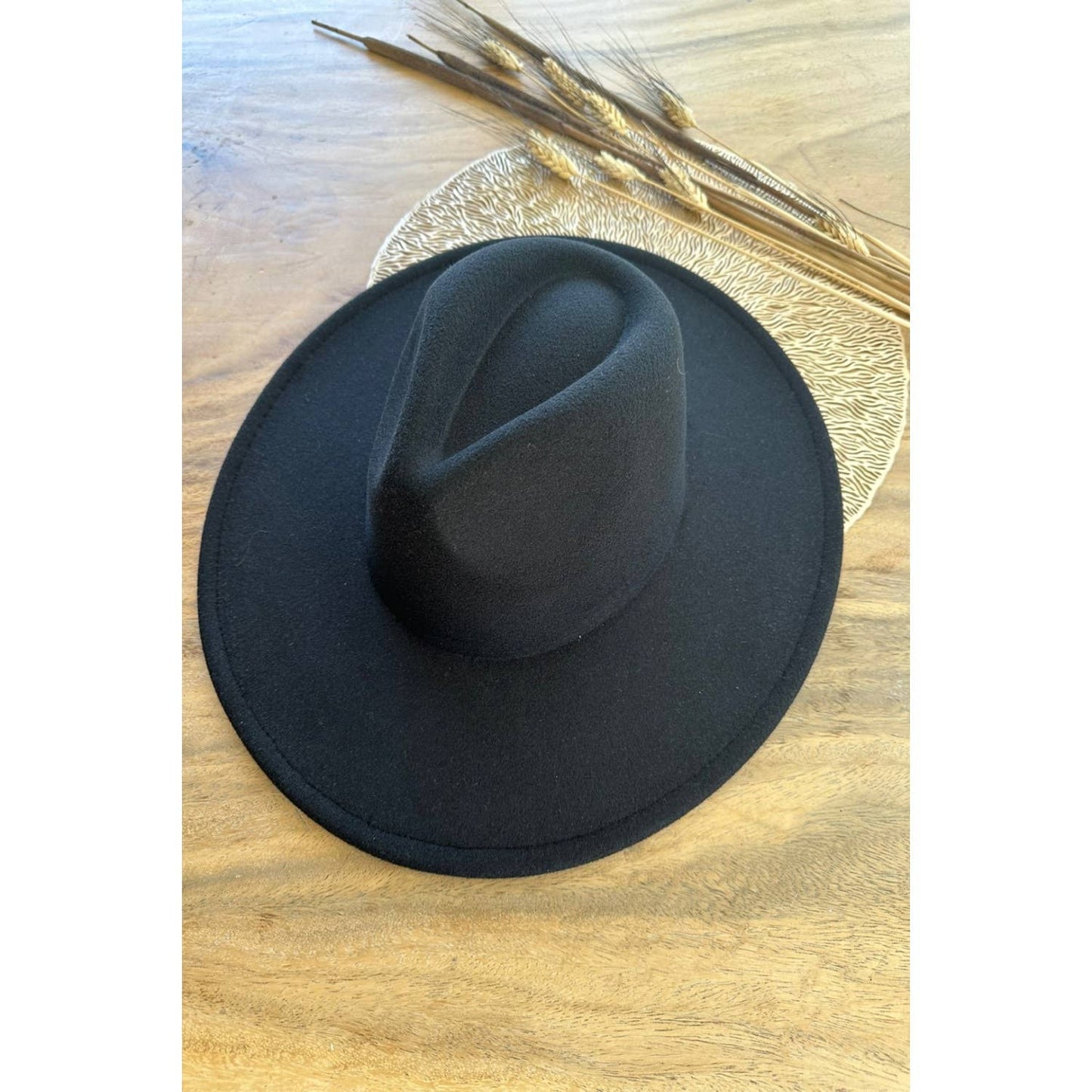 Best seller Fashion Classic Wide Brim Felt Primium  Hat New