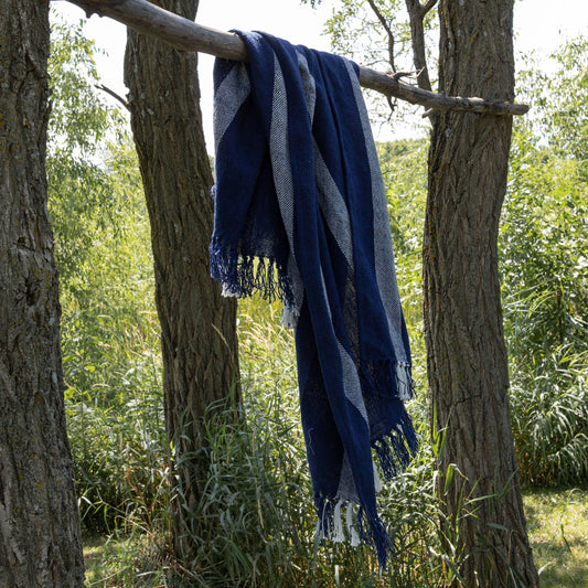 Cabana Outdoor Throw Navy